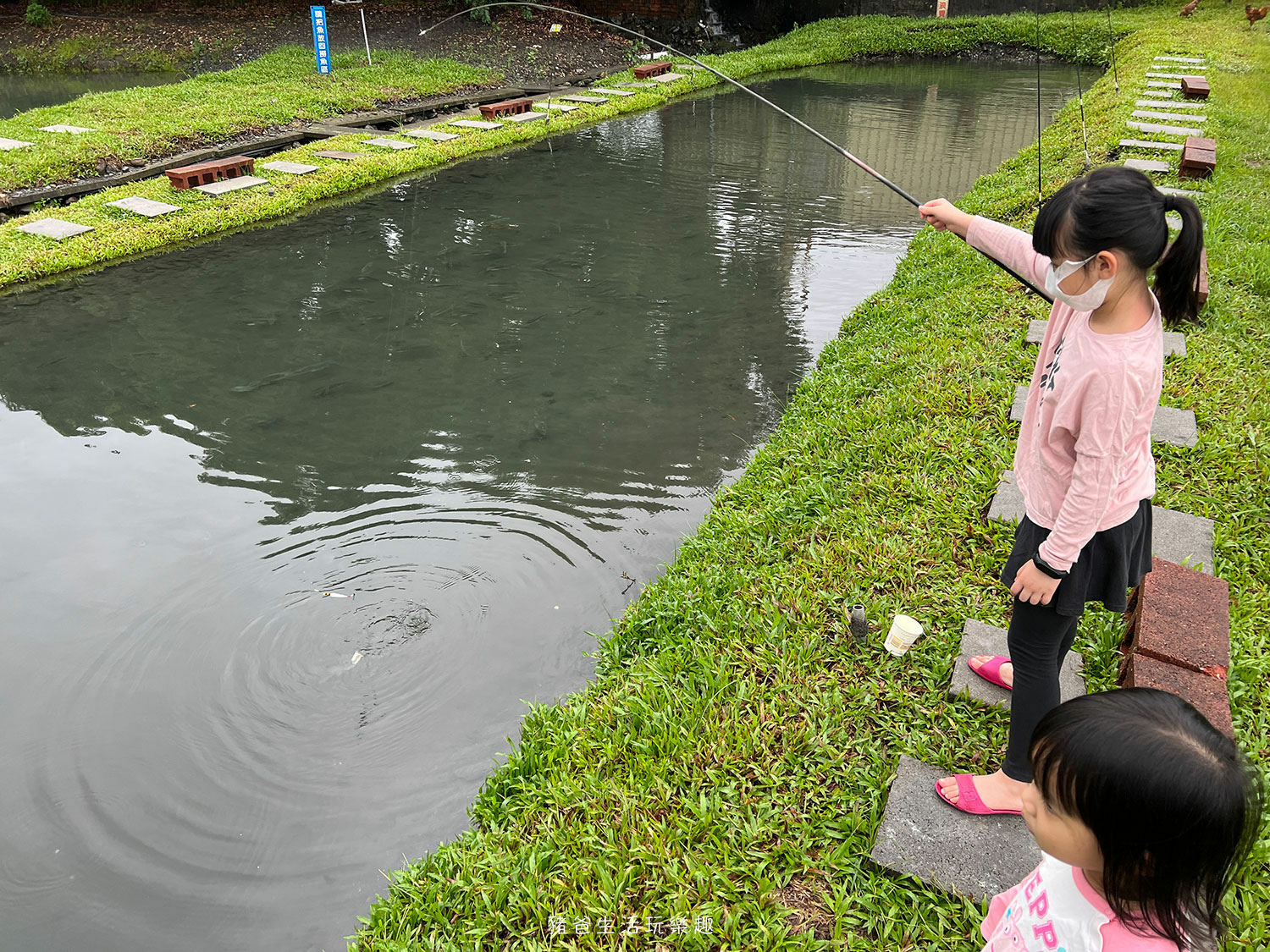 “丟丟噹親子樂園民宿”/