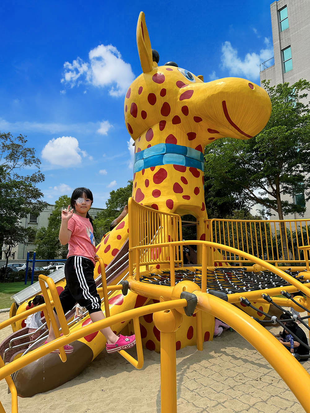 “花蓮長頸鹿公園”/